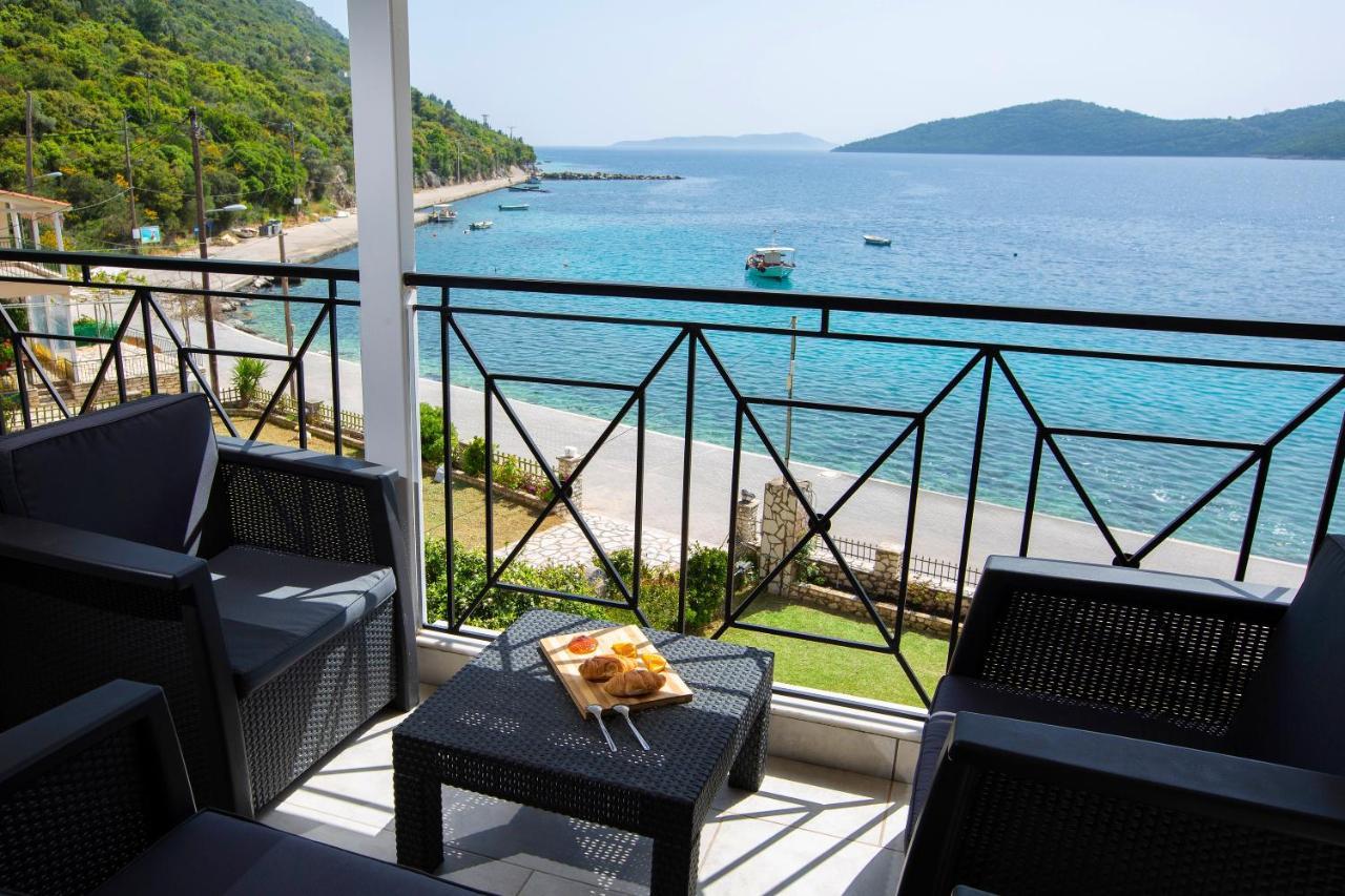 Captain Nick Aparthotel มิกรอส ยาลอส ภายนอก รูปภาพ