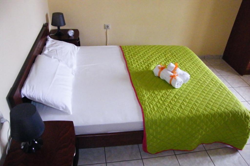 Captain Nick Aparthotel มิกรอส ยาลอส ภายนอก รูปภาพ