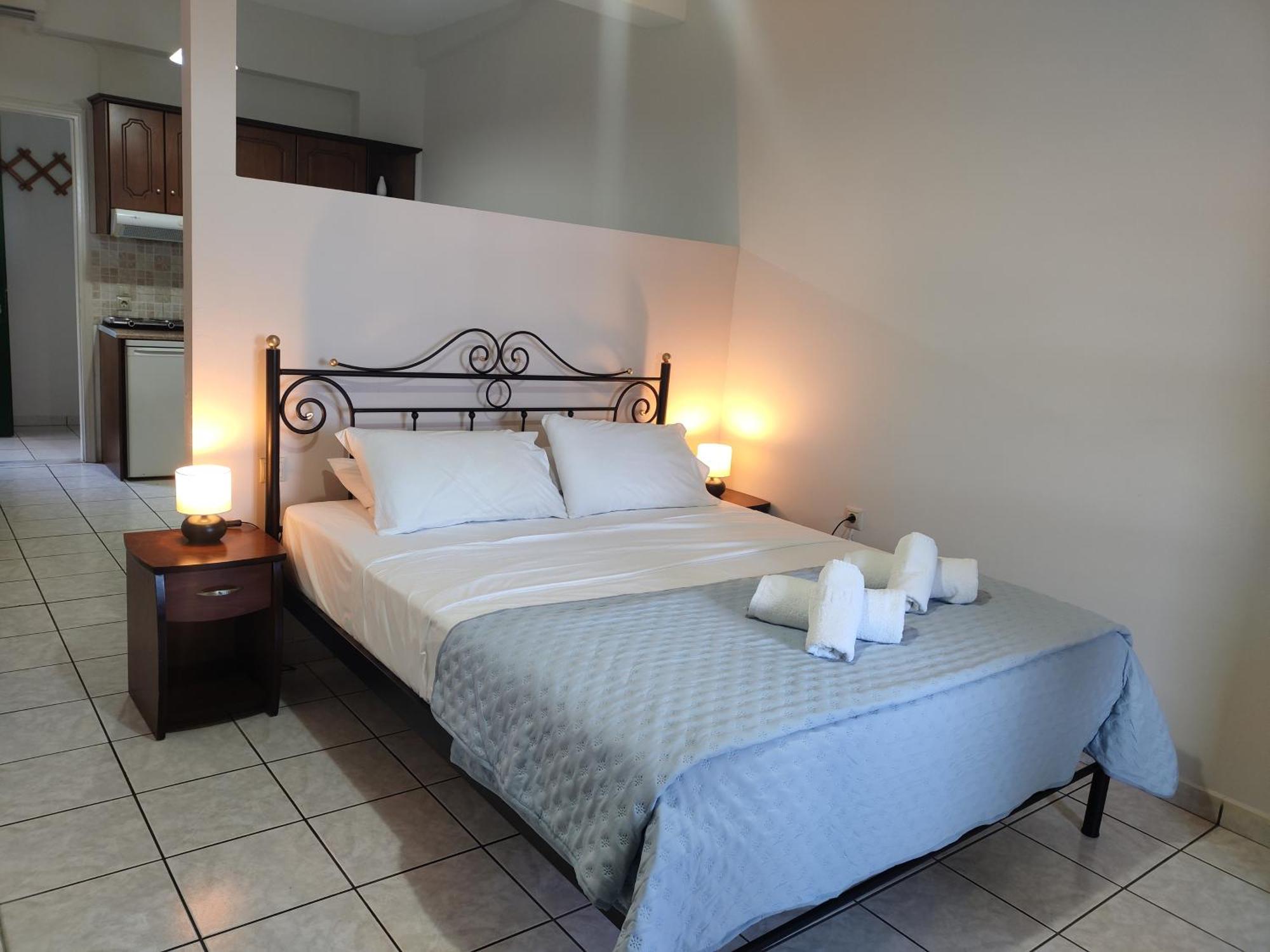 Captain Nick Aparthotel มิกรอส ยาลอส ภายนอก รูปภาพ