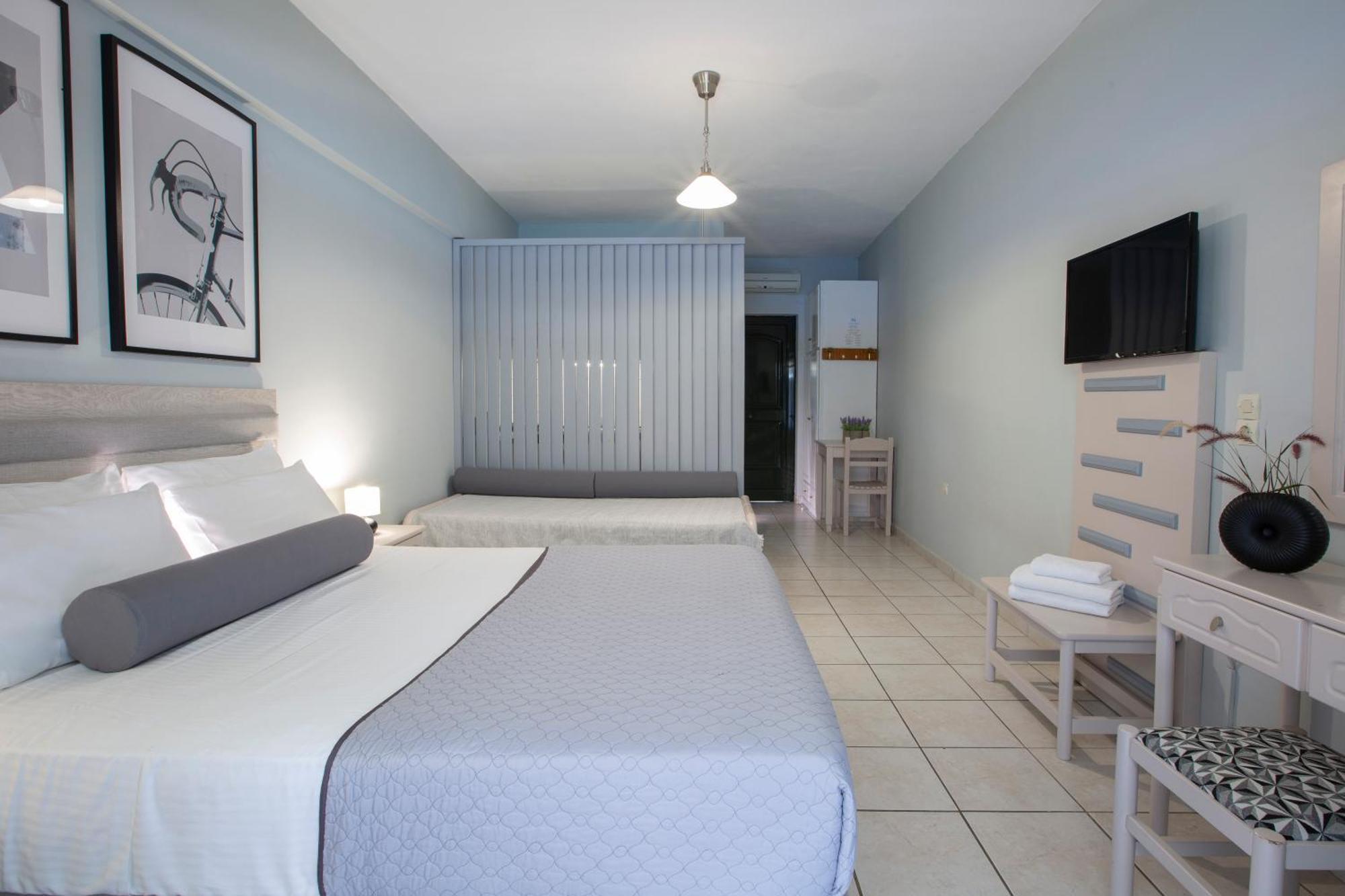 Captain Nick Aparthotel มิกรอส ยาลอส ภายนอก รูปภาพ