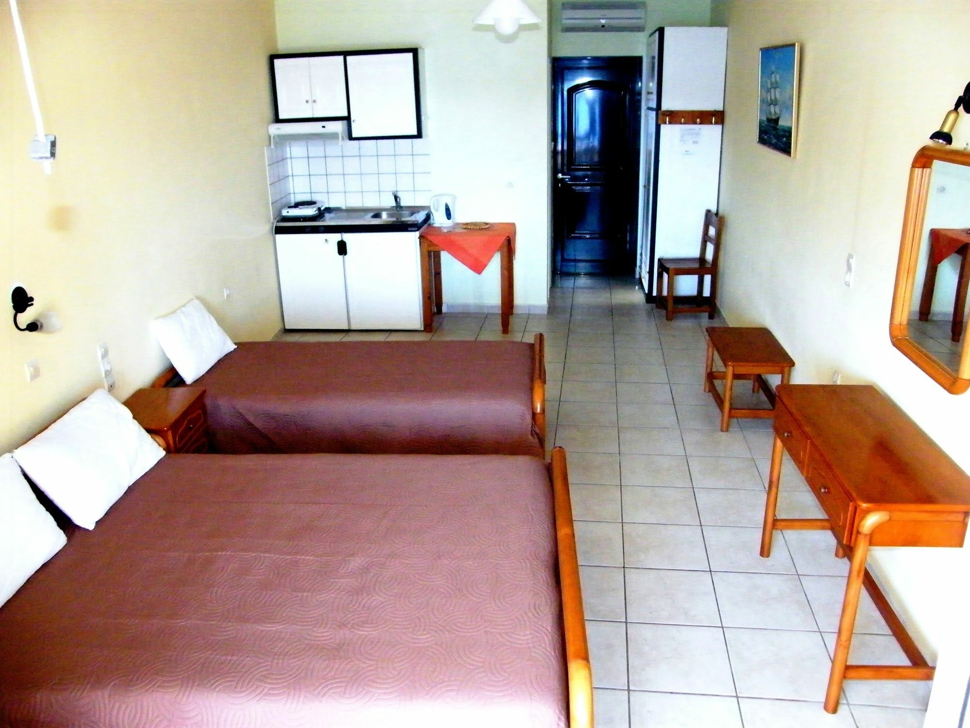 Captain Nick Aparthotel มิกรอส ยาลอส ภายนอก รูปภาพ