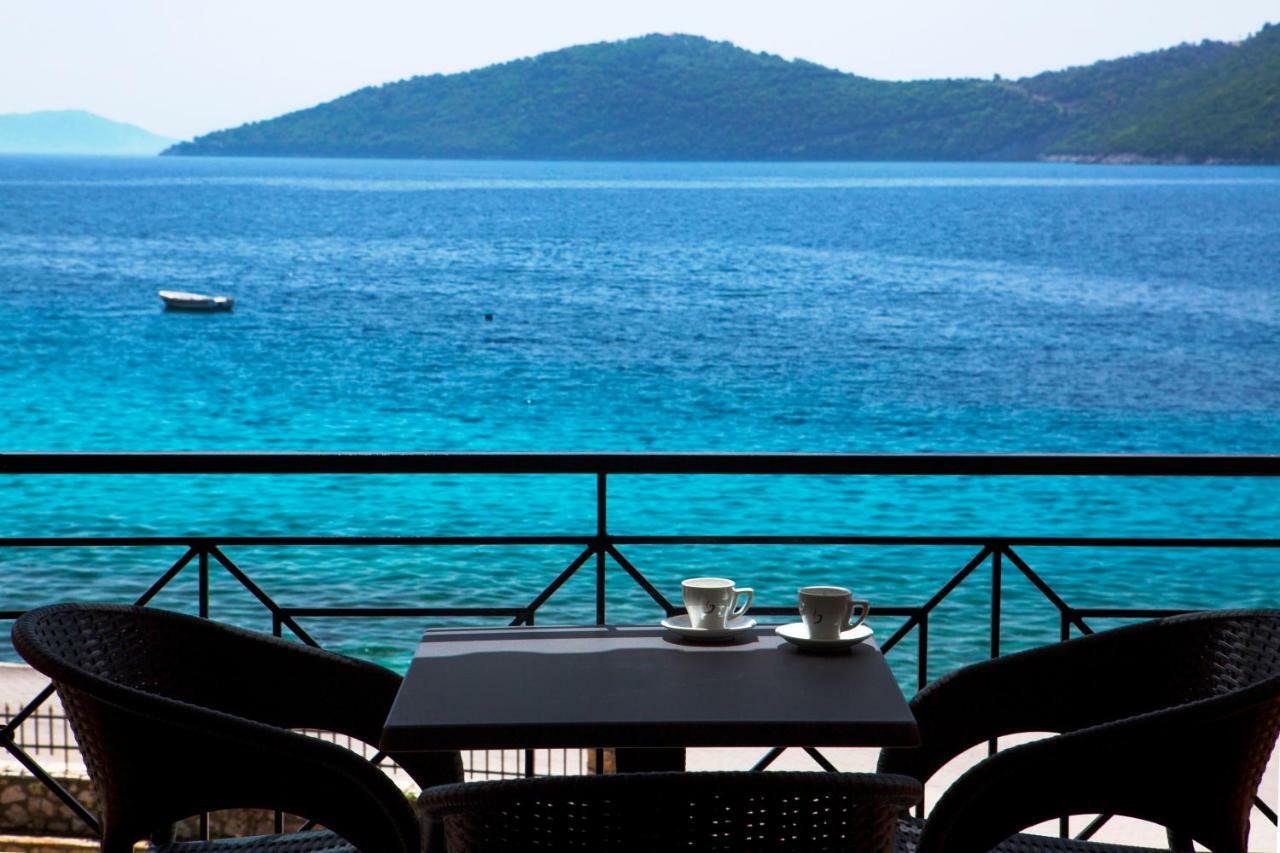 Captain Nick Aparthotel มิกรอส ยาลอส ภายนอก รูปภาพ