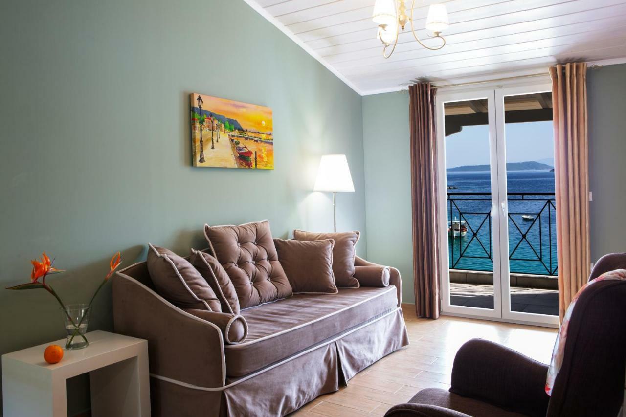 Captain Nick Aparthotel มิกรอส ยาลอส ภายนอก รูปภาพ