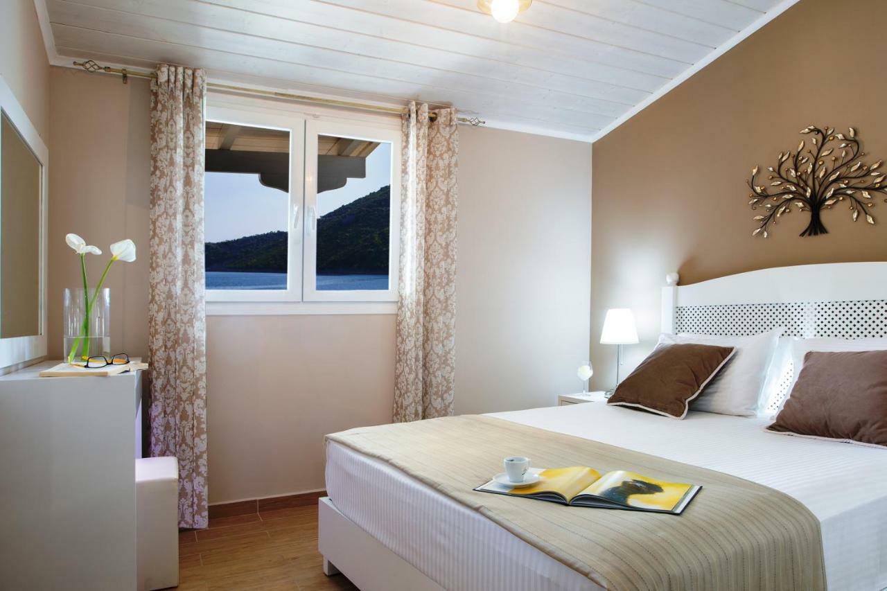 Captain Nick Aparthotel มิกรอส ยาลอส ภายนอก รูปภาพ