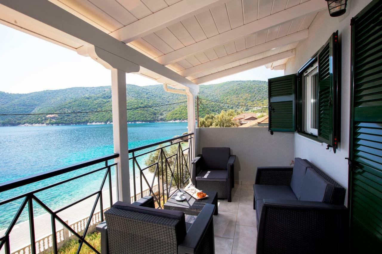 Captain Nick Aparthotel มิกรอส ยาลอส ภายนอก รูปภาพ